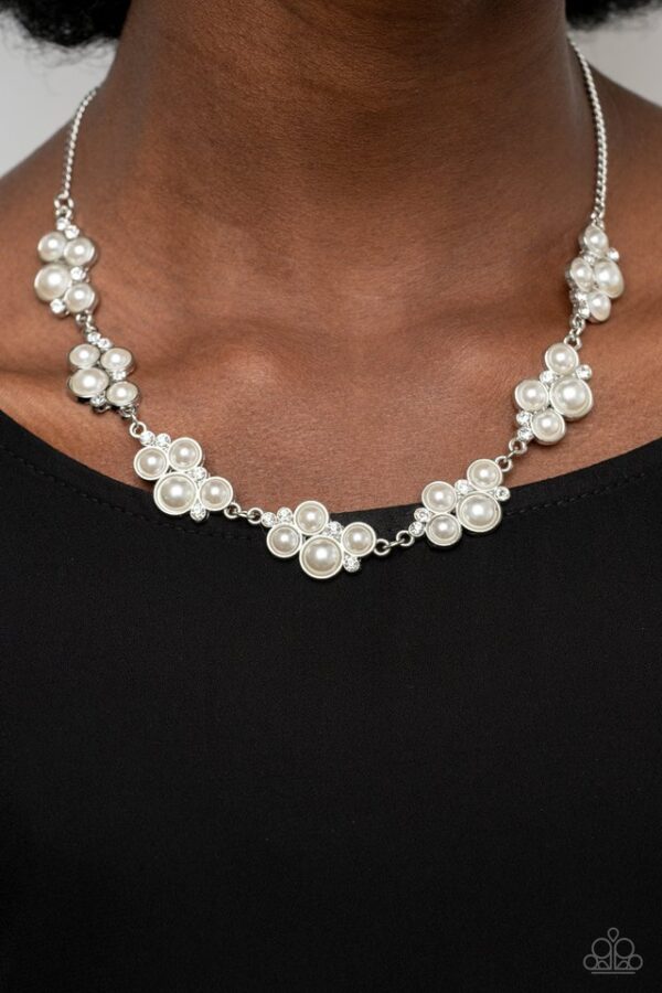 Paparazzi Necklace ~ GRACE to the Top - White