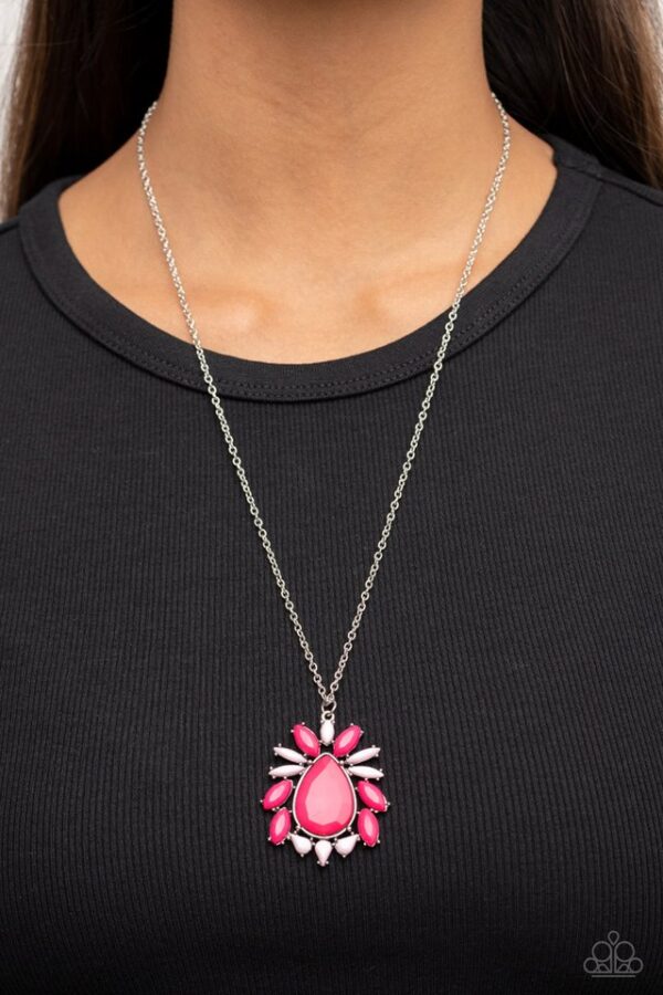 Paparazzi Necklace ~ Indie Icon - Pink