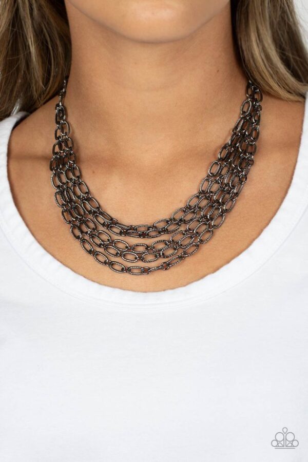 Paparazzi Necklace ~ House of CHAIN - Black