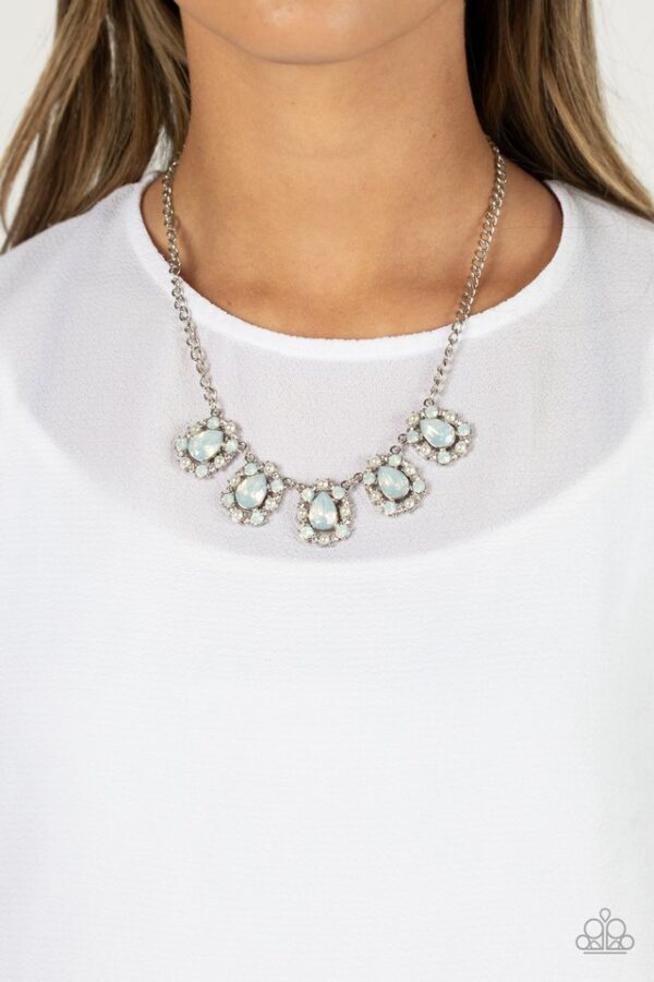 Paparazzi Necklace ~ Pearly Pond - White