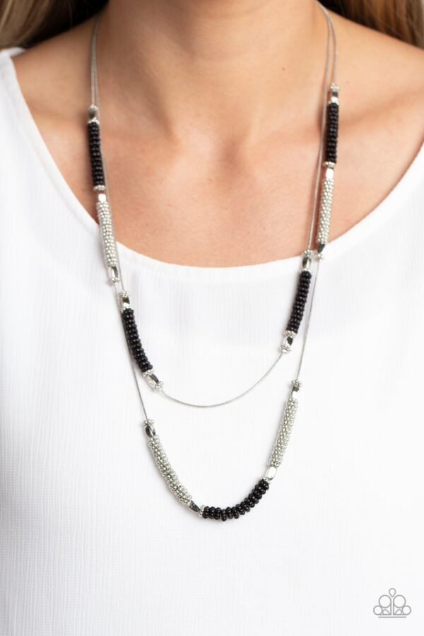 Paparazzi Necklace ~ Caviar Chic - Black