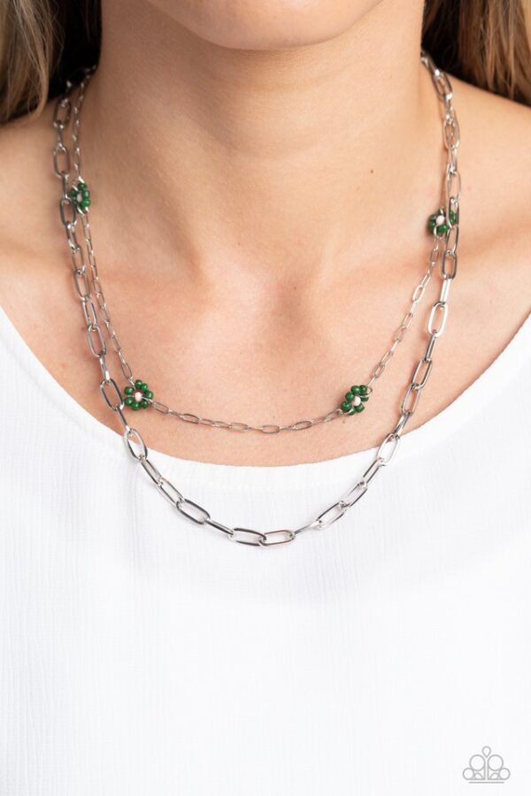 Paparazzi Necklace ~ Bold Buds - Green