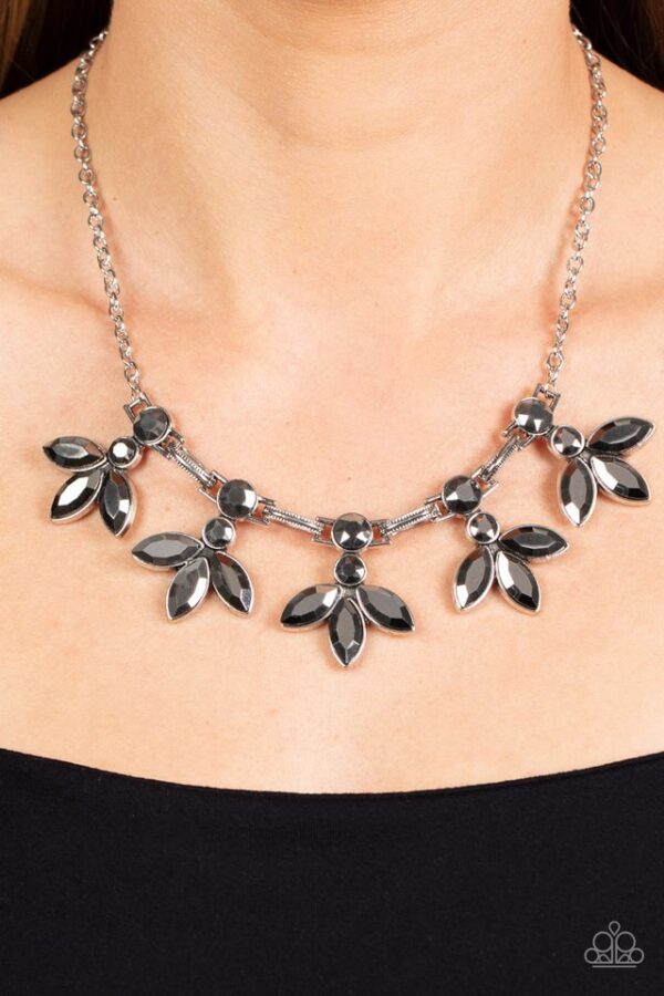 Paparazzi Necklace ~ Dauntlessly Debonair - Silver