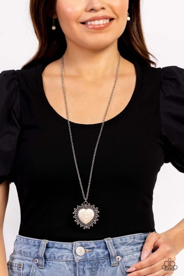 Paparazzi Necklace ~ Southwestern Sentiment - White