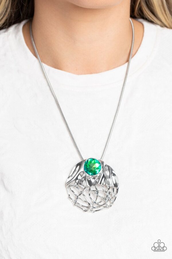 Paparazzi Necklace ~ Lush Lattice - Green