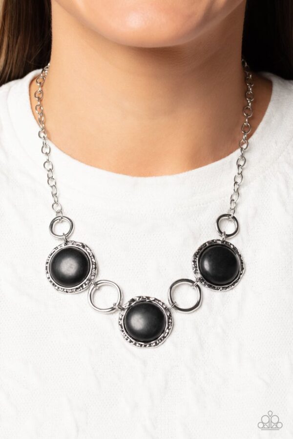 Paparazzi Necklace ~ Saharan Scope - Black