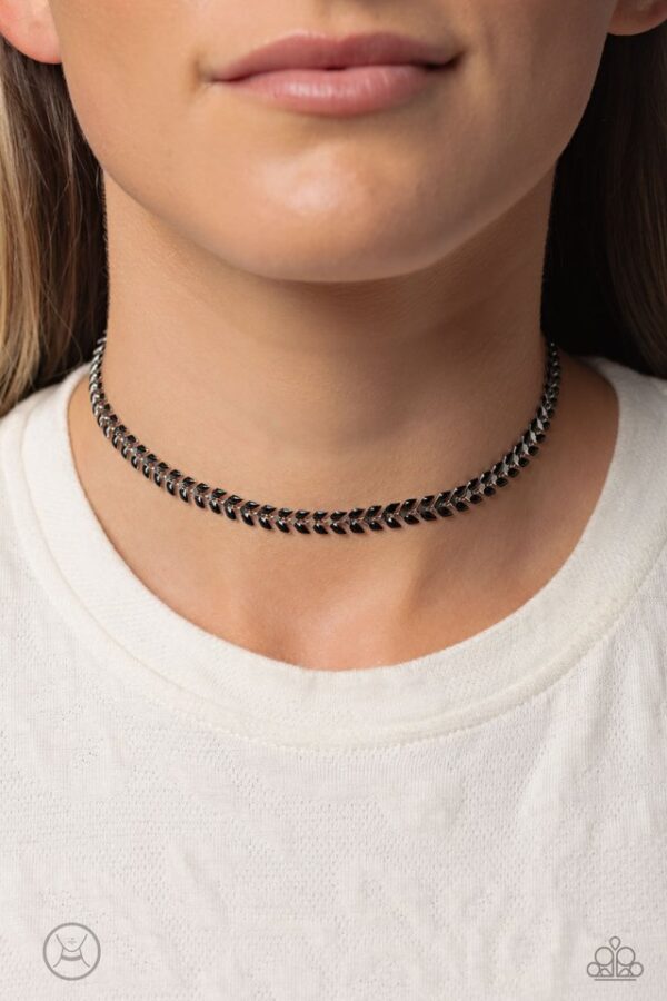 Paparazzi Necklace ~ Grecian Grace - Black