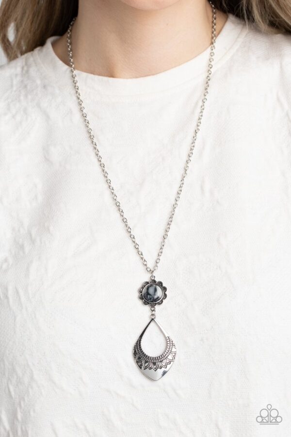 Paparazzi Necklace ~ Stone TOLL - Black