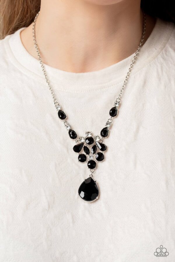 Paparazzi Necklace ~ TWINKLE of an Eye - Black