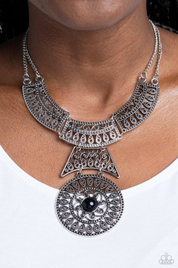 Paparazzi Necklace ~ Fetching Filigree - Black