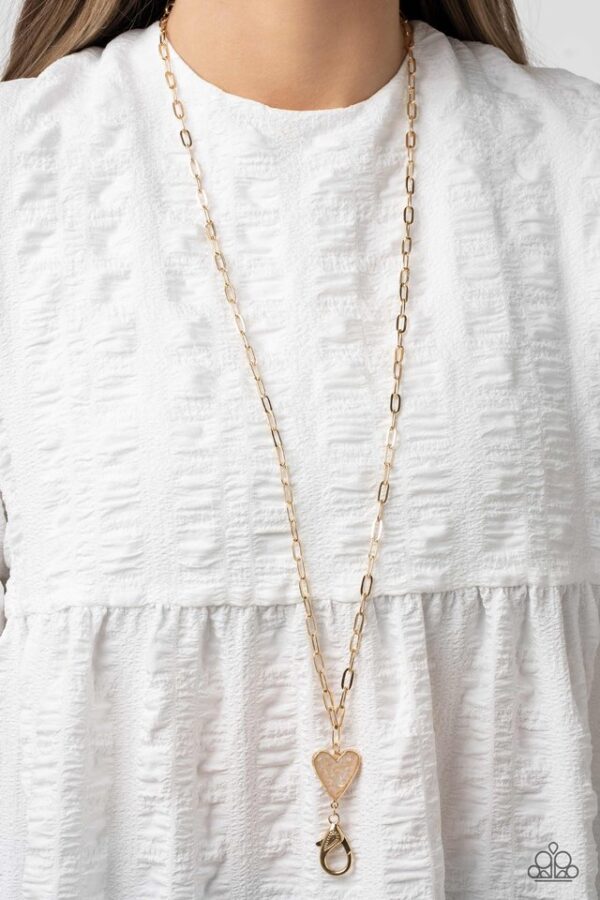 Paparazzi Necklace ~ Kiss and SHELL - Gold