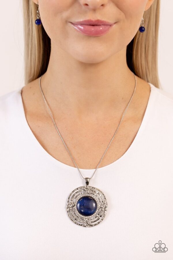 Paparazzi Necklace ~ Maze STUNNER - Blue