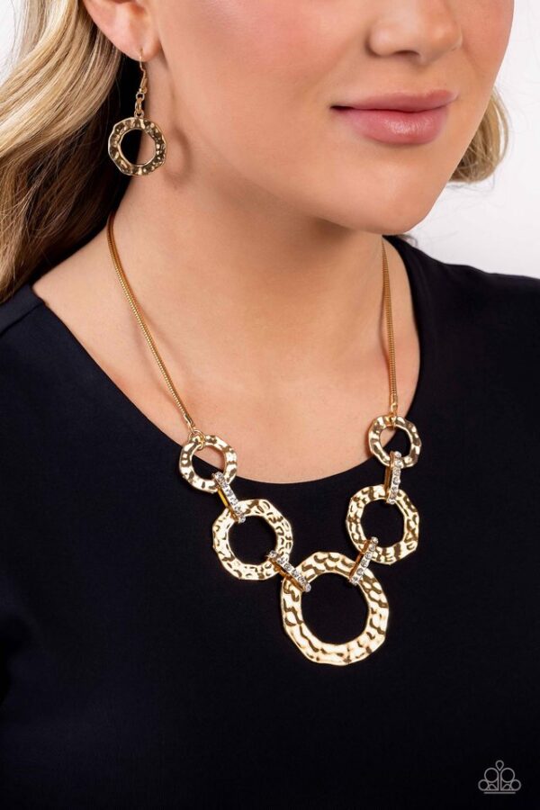 Paparazzi Necklace ~ Rounded Redux - Gold