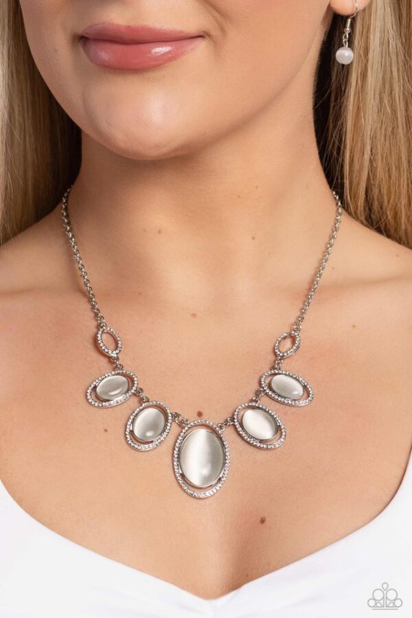 Paparazzi Necklace ~ A BEAM Come True - White