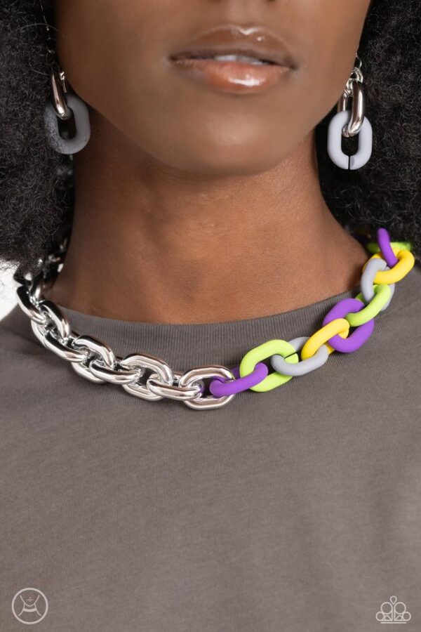 Paparazzi Necklace ~ Contrasting Couture - Silver