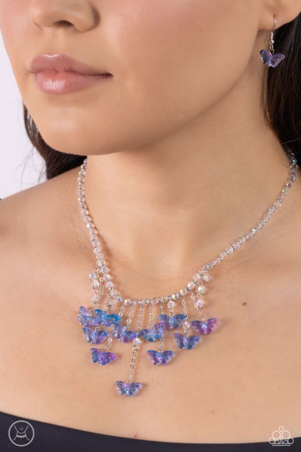 Paparazzi Necklace ~ Majestic Metamorphosis - Blue