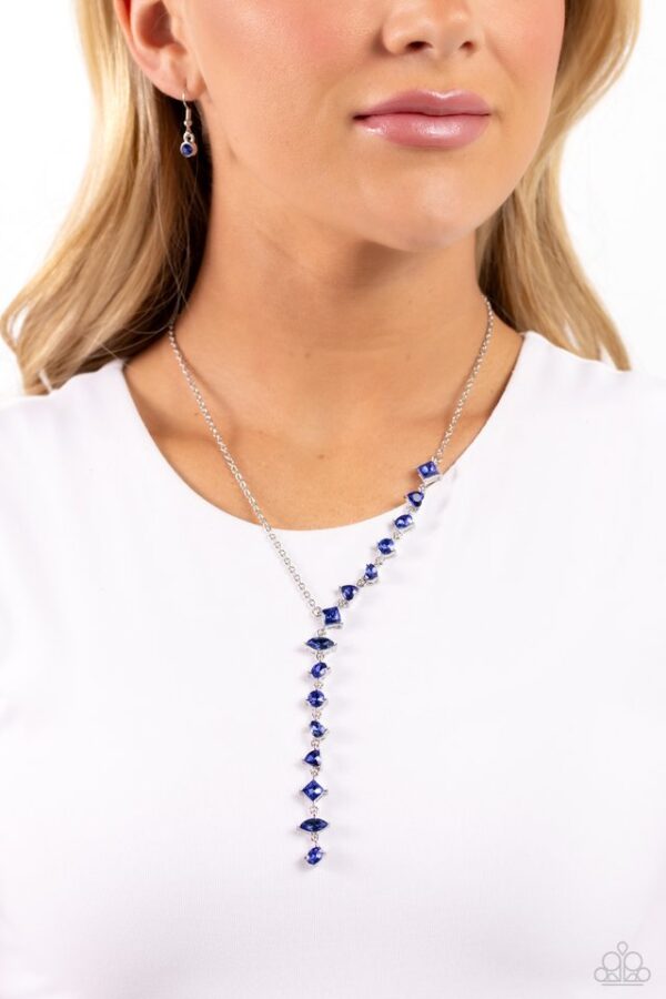 Paparazzi Necklace ~ Diagonal Daydream - Blue