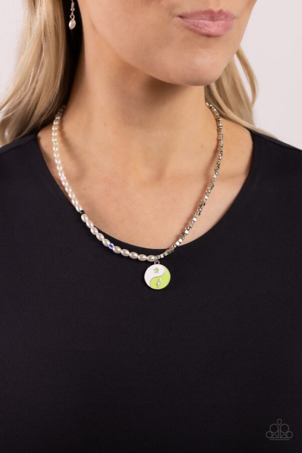 Paparazzi Necklace ~ Youthful Yin and Yang - Green