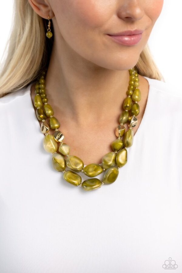 Paparazzi Necklace ~ Seize the Statement - Green