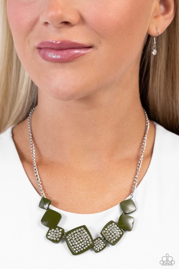 Paparazzi Necklace ~ Twinkling Tables - Green