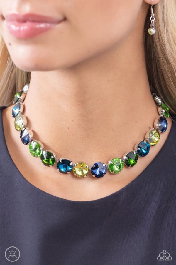 Paparazzi Necklace ~ Alluring A-Lister - Green