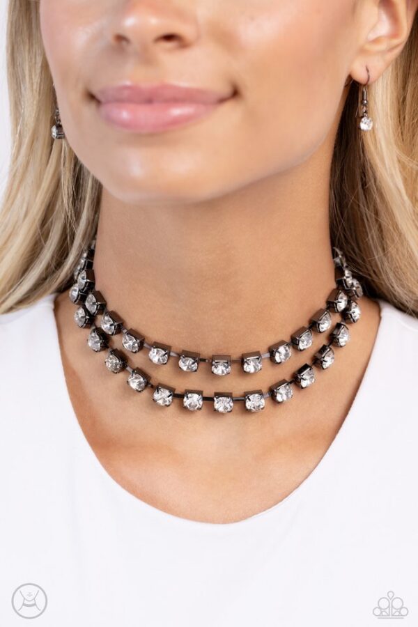 Paparazzi Necklace ~ Glistening Gallery - Black