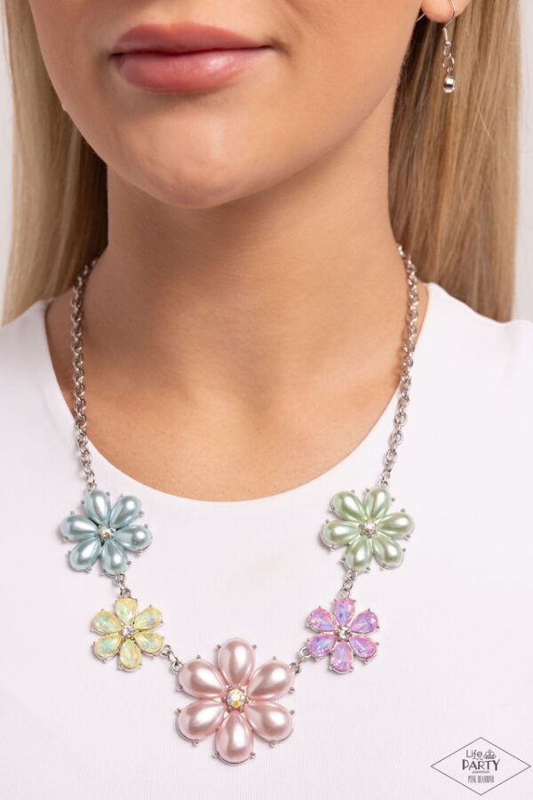 Paparazzi Necklace ~ Fiercely Flowering - Multi